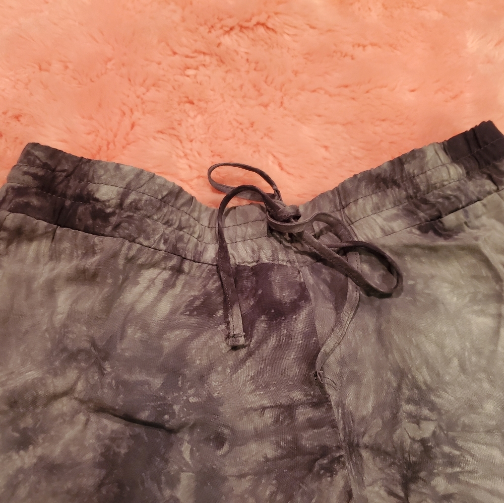 Zumiez tie-dye pom shorts - Picture 11 of 14